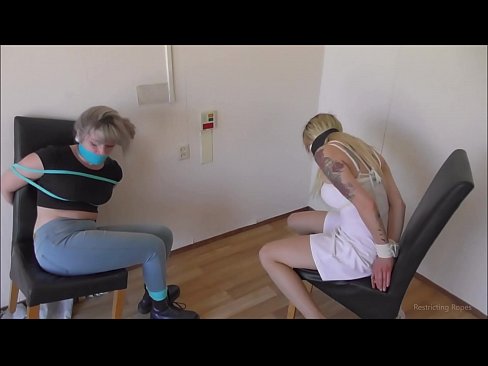 ❤️ Addictus / ligatus et clausus / puella in tribulatione at la.mrvideospornogratis.ru